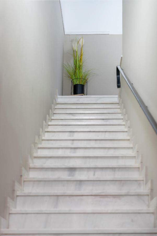 Anaria Gold Suite Ermoupoli Exterior photo